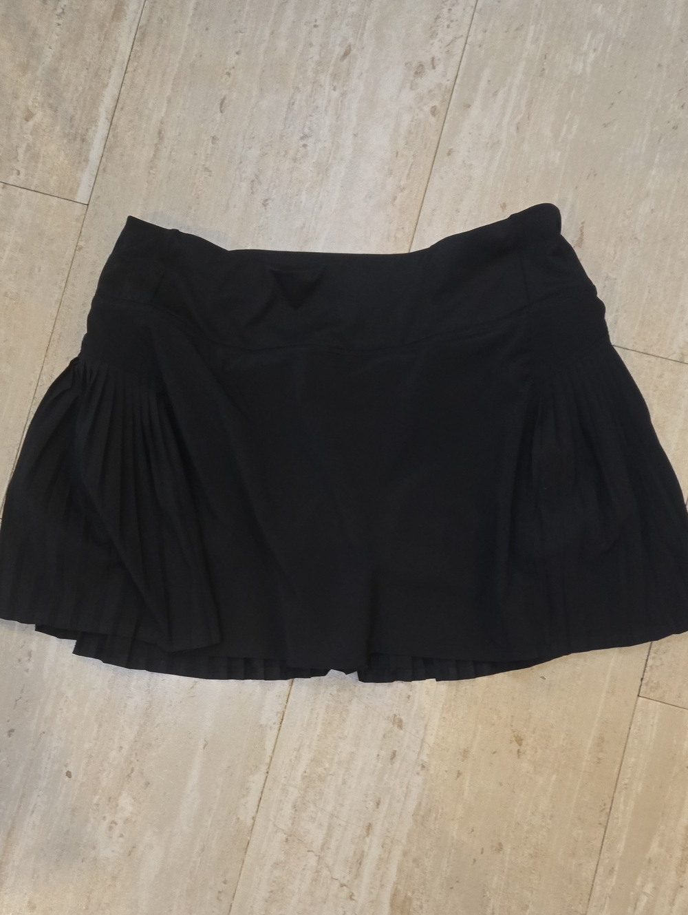 Athleta Black Side/Back Pleated Active Lesisure Skort